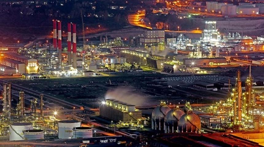 İzmir polisi, PETKİM'e ter&ouml;r operasyonu başlattı