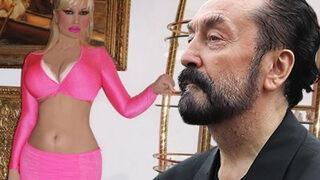 Çıplak pozları çok konuşulmuştu... Duruşmaya damga vurdu! Adnan Oktar'a hayranım, aşığım