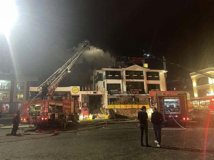 Samsun'da bir otelin çatısında yangın çıktı G4