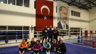 Kadın Boks Milli Takımı Avrupa Şampiyonası hazırlıklarını tamamladı