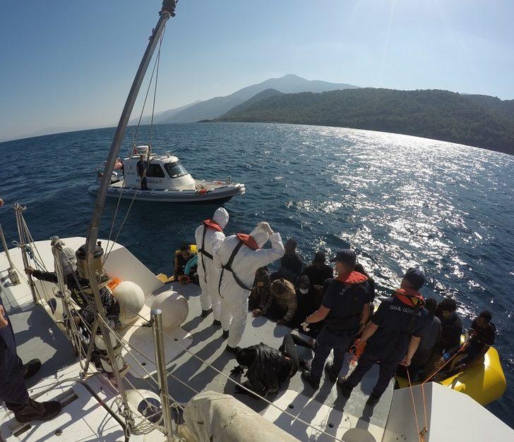 Aydın'da geri itilen 53 düzensiz göçmen kurtarıldı, 48 göçmen yakalandı G2