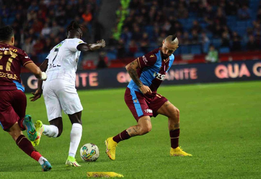 Son dakika: Trabzonspor Kasımpaşa ile 0-0 berabere kaldı! Fırtına Paşa'ya diş ge&ccedil;iremedi