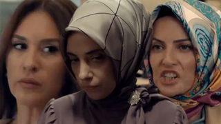 Başörtüsü tartışmaları diziye konu oldu! Kızılcık Şerbeti dizisindeki başörtüsü sahneleri sosyal medyanın gündeminde