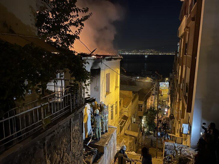 İzmir'de 3 katlı binada çıkan yangında 2 kat tamamen yandı G2