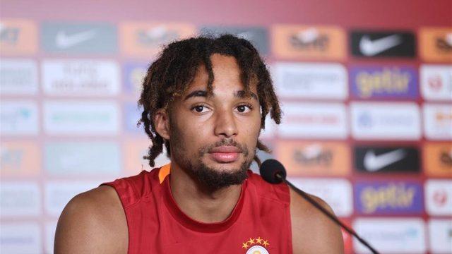 Sezon başında bedavaya gidecekti, Real Madrid ve Liverpool'u peşine taktı! Galatasaraylı Sacha Boey paylaşılamıyor...
