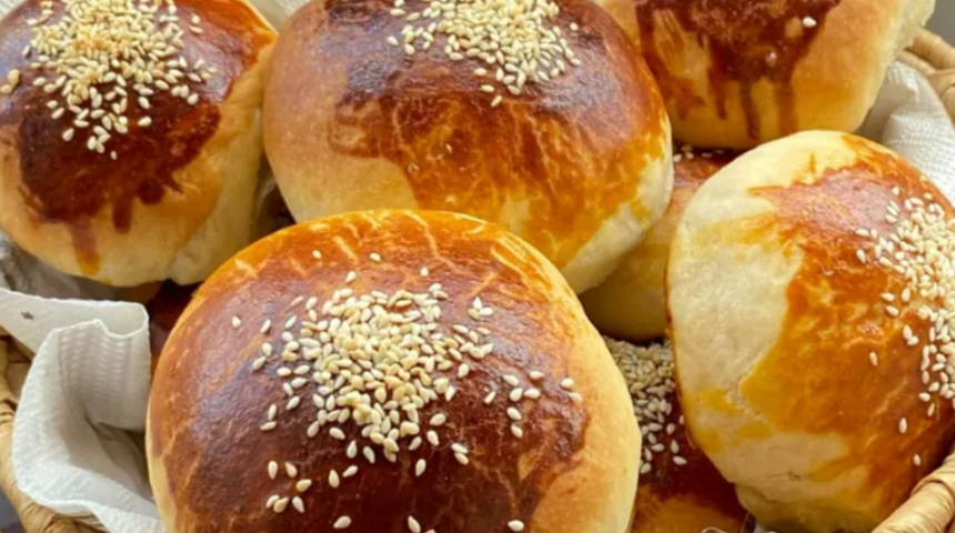 Daha önce bu kadar yumuşağını yemediniz! Pamuk gibi poğaça tarifi! Puf puf  poğaça nasıl yapılır?