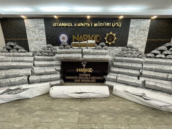 Meksika'dan İstanbul'a gelen gemide 1 ton 580 kilogram marihuana ele geçirildi G1
