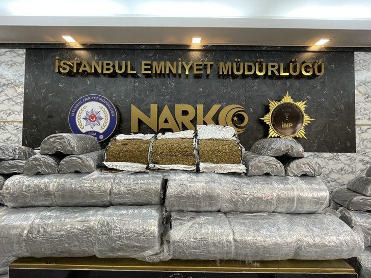 Meksika'dan İstanbul'a gelen gemide 1 ton 580 kilogram marihuana ele geçirildi G2