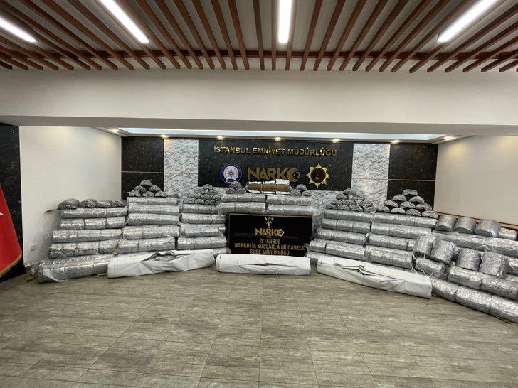 Meksika'dan İstanbul'a gelen gemide 1 ton 580 kilogram marihuana ele geçirildi G3