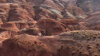 Iğdır'daki Gökkuşağı Tepeleri farklı yaş gruplarından doğaseverleri ağırlıyor