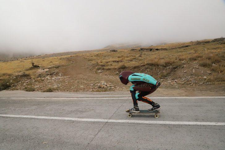 Dünya İniş Kaykay ve Hız Kızağı sporcularından Hasan Dağı Pisti'ne övgü G5