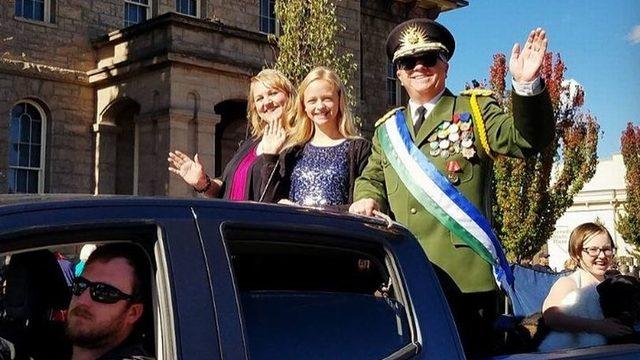 Kendi kendisini diktatör ilan etti! Ülkesinin değeri çikolata parçacıklı kurabiye kadar...