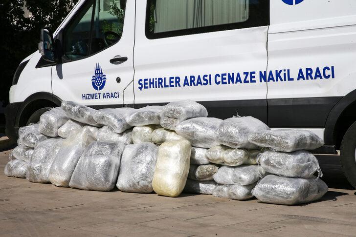 Adana'da cenaze nakil aracında uyuşturucu bulunmasıyla ilgili 3 zanlı tutuklandı G3