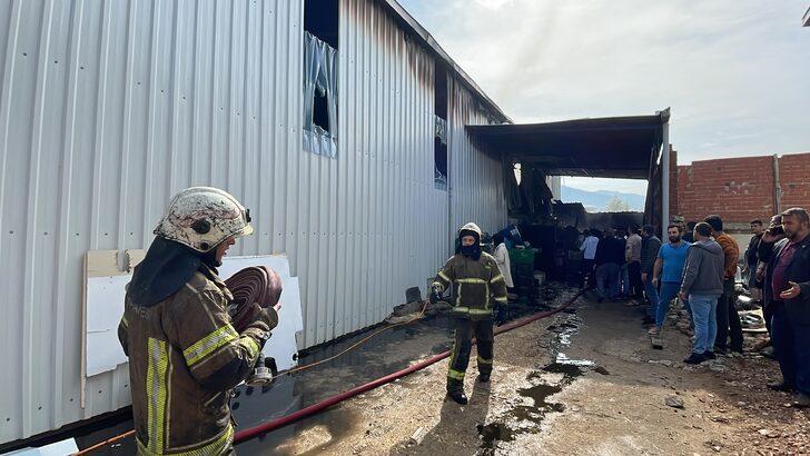 Bursa'da havalandırma ekipmanı üretilen atölyede çıkan yangın söndürüldü G2