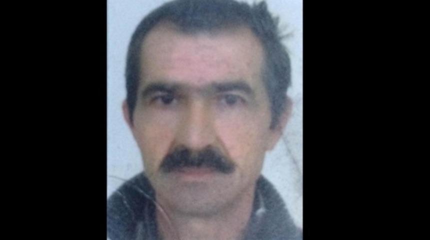 Eşini vurduktan sonra intihar etti