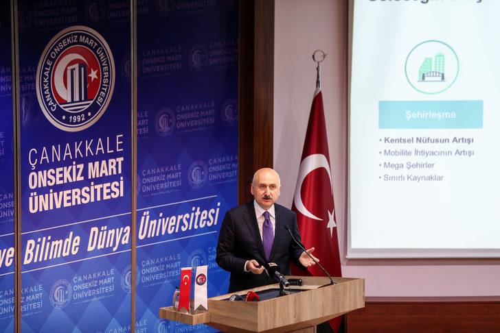 Bakan Karaismailoğlu, Çanakkale Onsekiz Mart Üniversitesinde konferans verdi: G1