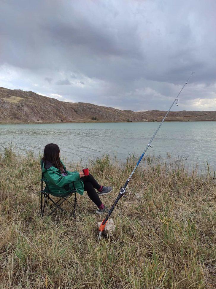 Doğa tutkunları Sivas'taki Tödürge Gölü'nde kamp yaptı G4