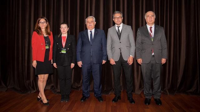 Konya'da Evreni Anlama Sanatı: Temel Bilimler Kongresi başladı