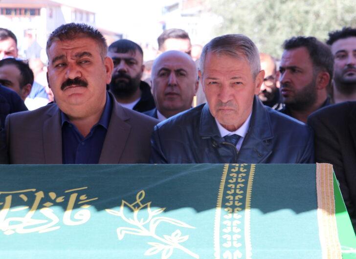 TBF Başkanı Eyüp Gözgeç'in vefat eden annesi Adalet Gözgeç son yolculuğuna uğurlandı G4