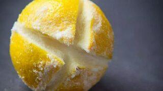 Başucunuza koyduğunuz mucizevi ikilinin etkisini ertesi gün fark edeceksiniz! Hastalıklarla savaşıyor