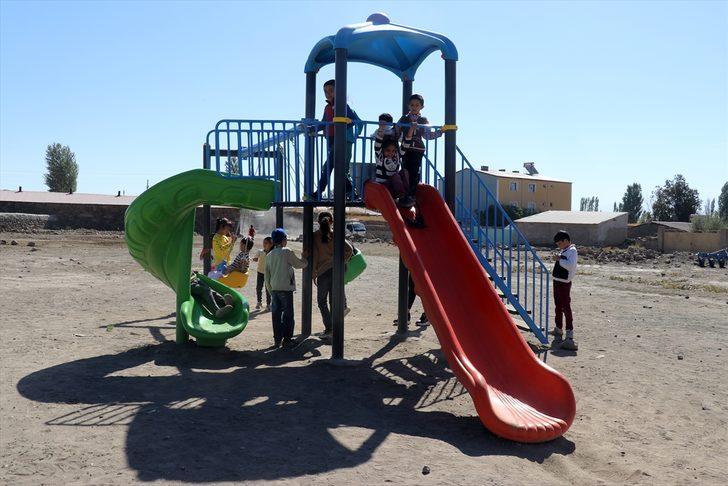 27 yaşındaki Ağrılı kadın muhtar yaptıklarıyla şaşkına çevirdi! Köy sakini: Erkekler varken sıcak bakılmıyordu ama... G4