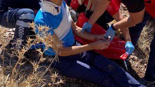 Muğla'da yamaç paraşütüyle kayalıklara düşen turist yaralandı