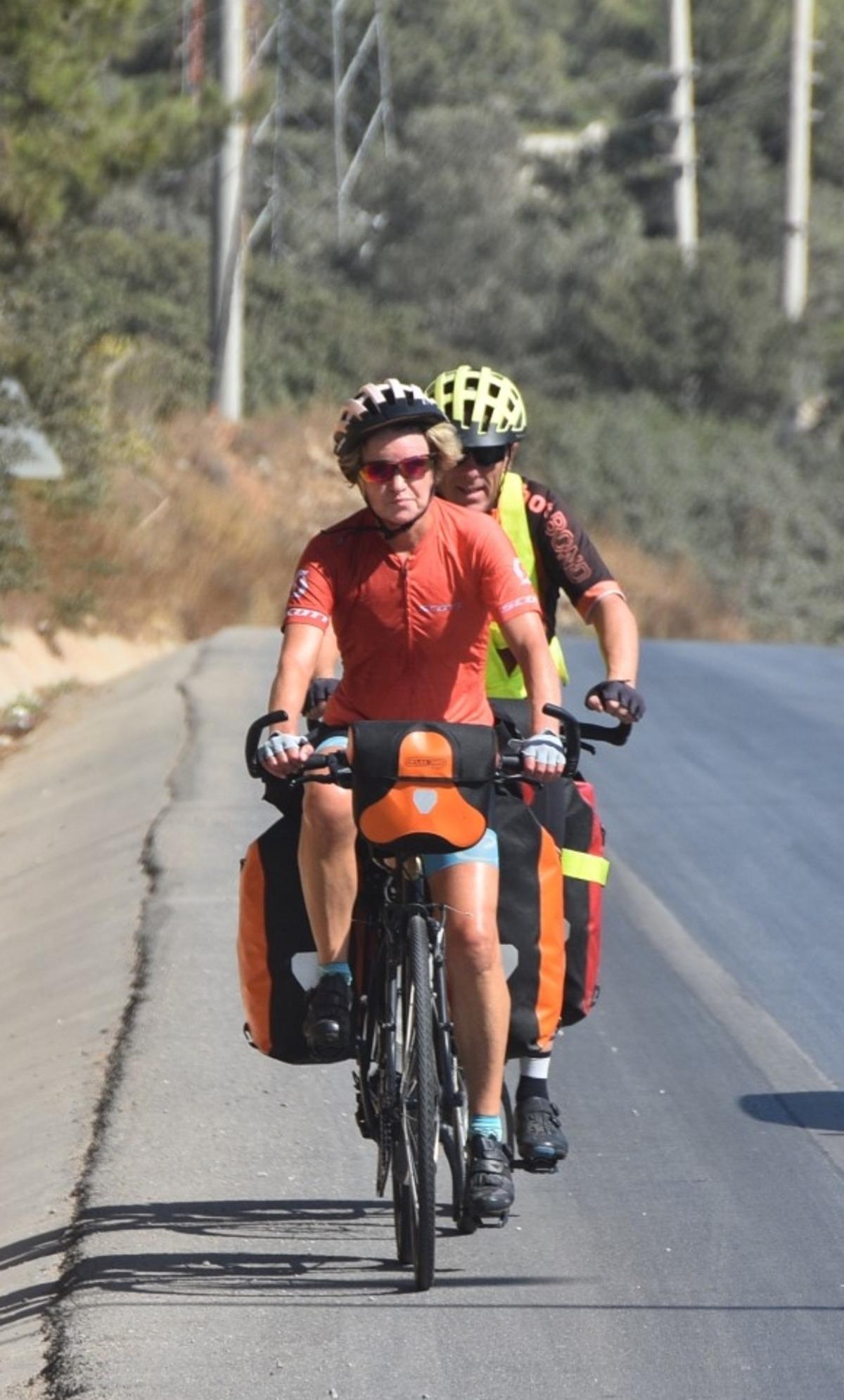 İngiliz bisikletli gezgin &ccedil;ift T&uuml;rkiye'ye hayran kaldı