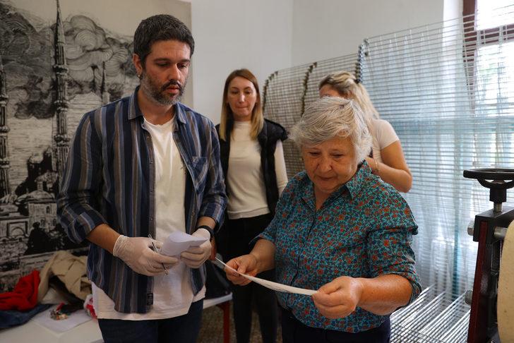 Portekizli sanatçı, Trakya Üniversitesinde polyester üzerine taş baskı tekniğini öğretti G1