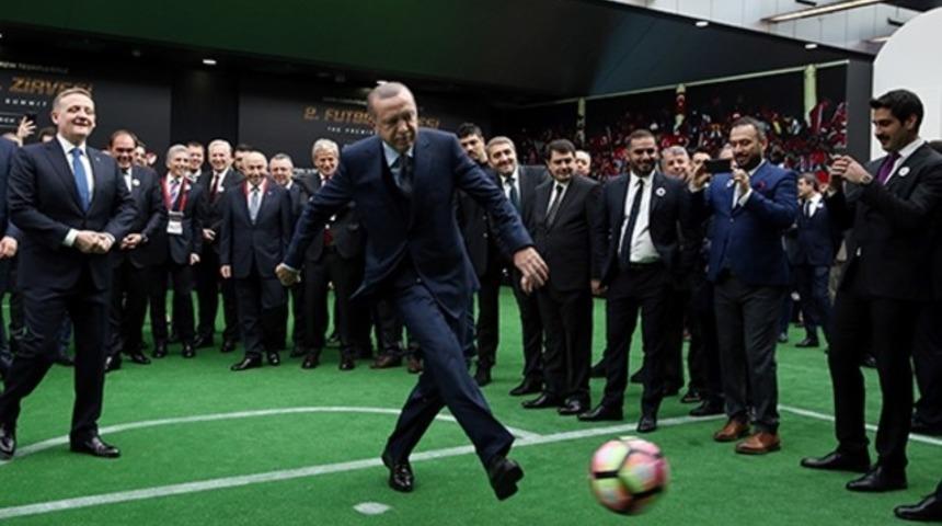 Cumhurbaşkanı Erdoğan'ın kıyafet değişimi: Neden yelek giymeye başladı?