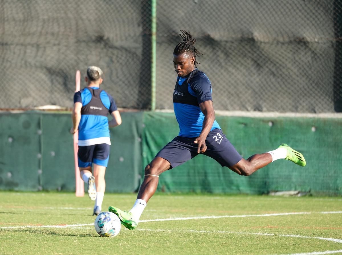 Hatayspor, Fatih Karag&uuml;mr&uuml;k ma&ccedil;ının hazırlıklarını s&uuml;rd&uuml;rd&uuml;