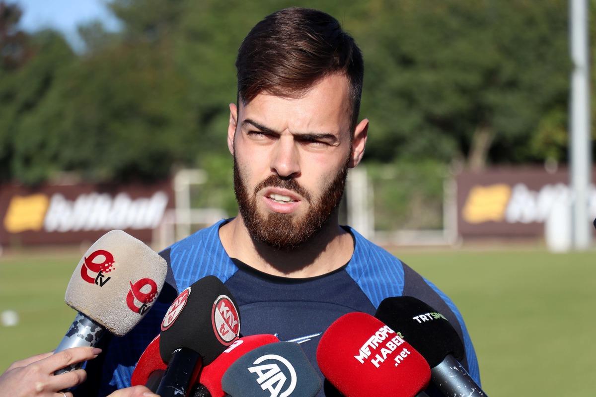 Kayserisporlu Cardoso ve Mensah, Galatasaray karşısında &uuml;&ccedil; puana inanıyor