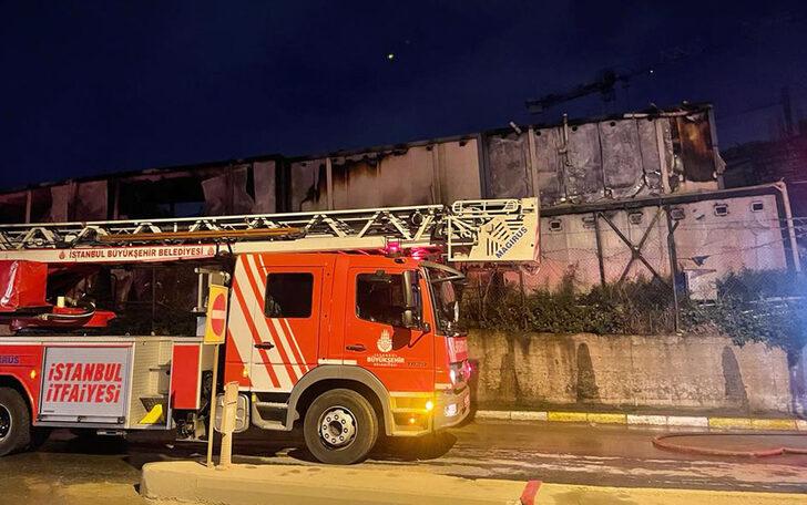 İstanbul'da işçilerin kaldığı konteynerlerde çıkan yangın söndürüldü G2
