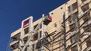 Diyarbakır'da çöken inşaat iskelesinde mahsur kalan 2 işçi kurtarıldı