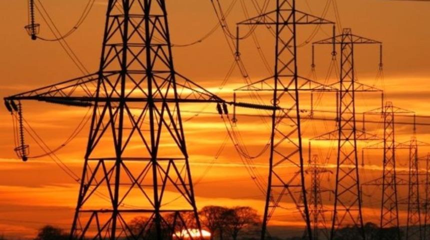 Kedi değil patlayıcı: Teröristler Silopi’de elektrik direği havaya uçurdu