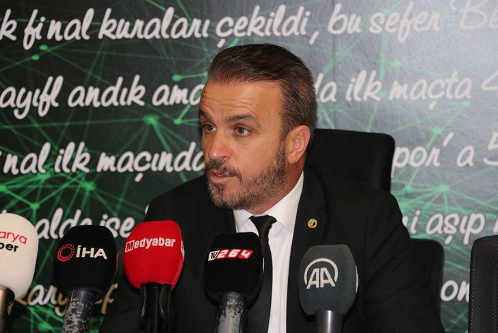 Sakaryaspor, teknik direktör Serkan Özbalta ile anlaşma imzaladı G2