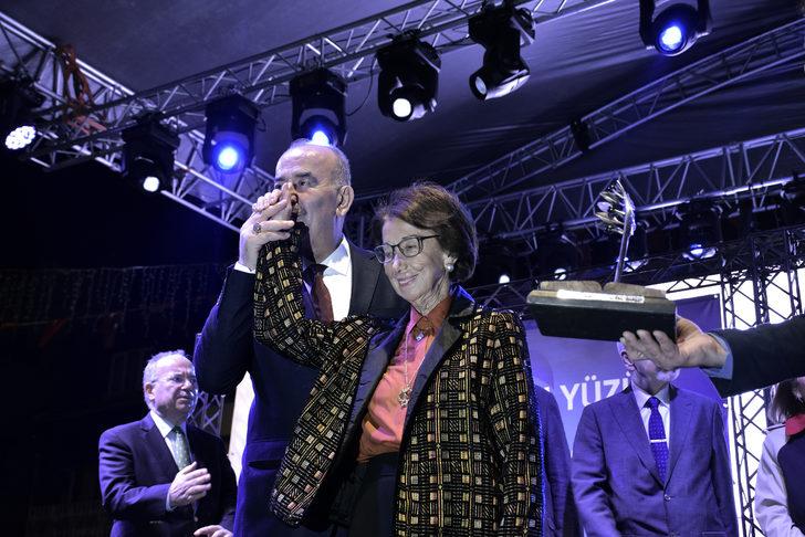 Mudanya Barış Yolu Ödülü, İnönü Vakfı Başkanı Özden Toker'e verildi G2