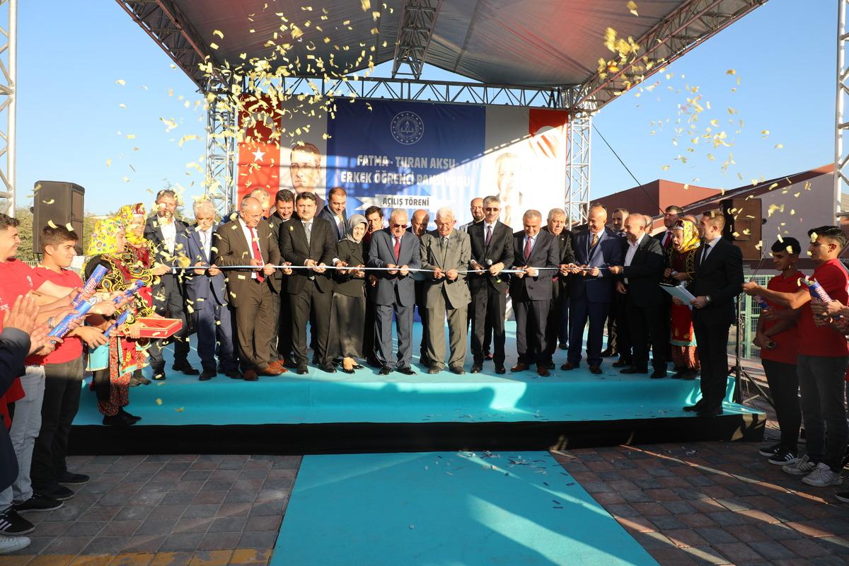 Kayseri'de 100 yataklı &ouml;ğrenci pansiyonu, anaokulu ve ortaokul a&ccedil;ıldı
