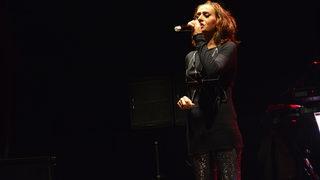 Şarkıcı Yıldız Tilbe Bursa'da konser verdi
