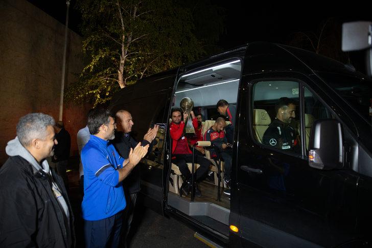 Dünya şampiyonu Ampute Futbol Milli Takımı, Ankara'ya geldi G5