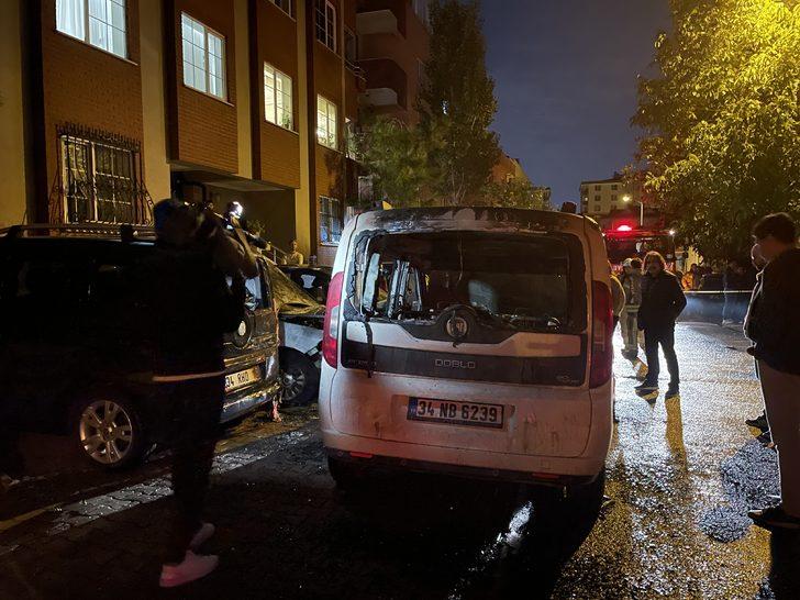 Ümraniye'de park halinde yanan araç, sokaktaki 3 aracın daha yanmasına neden oldu G5