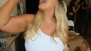 Büyük beden sosyal medya fenomeni Isabel Nicholls Nall, iç çamaşırlı pozuyla gündem oldu! “Gerçekten süründürüyorum