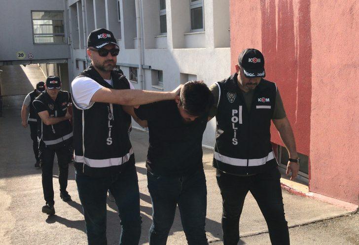 Adana'daki silah ve uyuşturucu ticareti soruşturmasında 4 şüpheli daha tutuklandı G4
