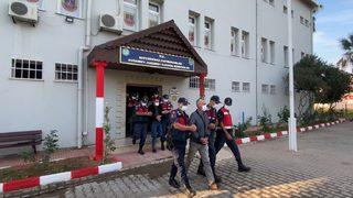 İzmir'de 86 düzensiz göçmen yakalandı