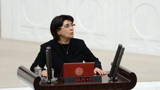 HDP'li vekil Leyla Zana serbest bırakıldı