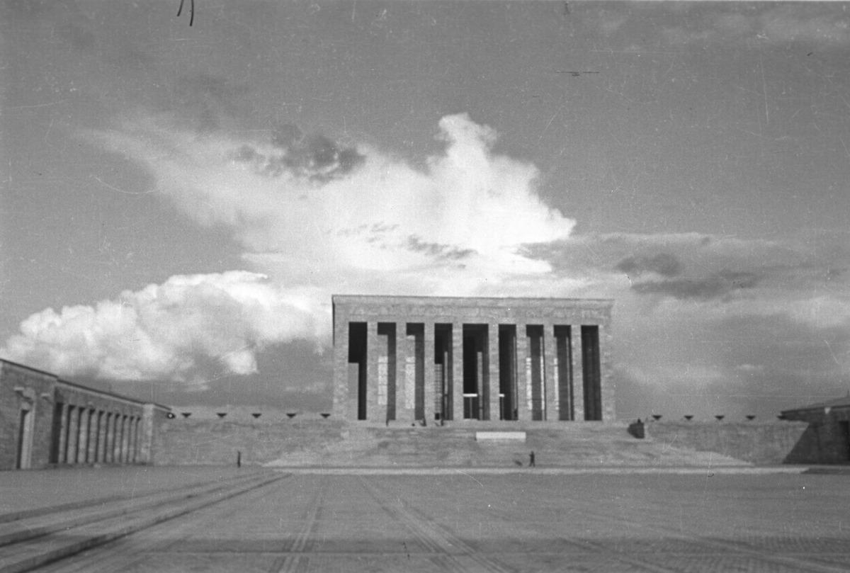 Ankara'nın başkent oluşunun 99. yılı