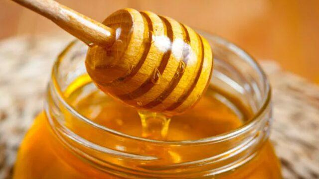 Sahte balları yiyerek sağlığınızı riske atmayın! Evde gerçek bal nasıl anlaşılır?