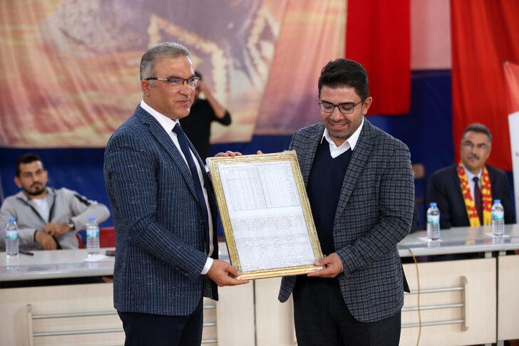 Kayserispor'un yönetici ve futbolcuları öğrencilerle buluştu G5