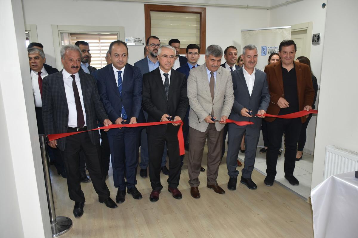 Malatya'da denetimli serbestlik h&uuml;k&uuml;ml&uuml;leri i&ccedil;in k&uuml;t&uuml;phane ve sosyal market a&ccedil;ıldı