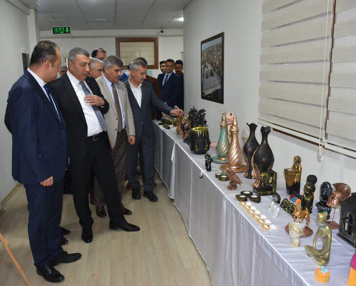 Malatya'da denetimli serbestlik hükümlüleri için kütüphane ve sosyal market açıldı G2