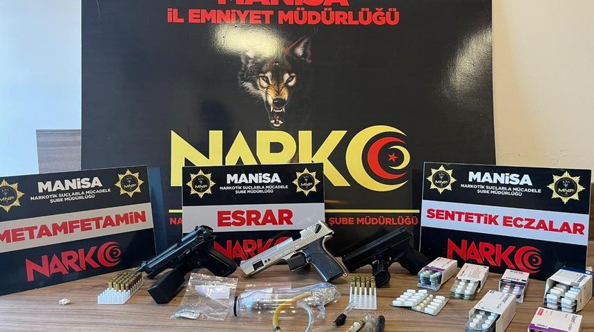 Manisa'da uyuşturucu operasyonunda 9 kişi yakalandı